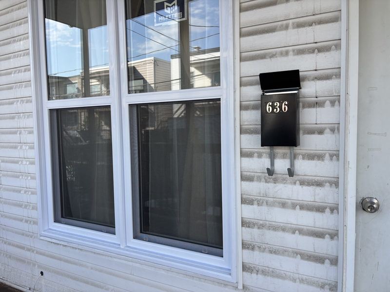 Revêtement de maison propre après lavage